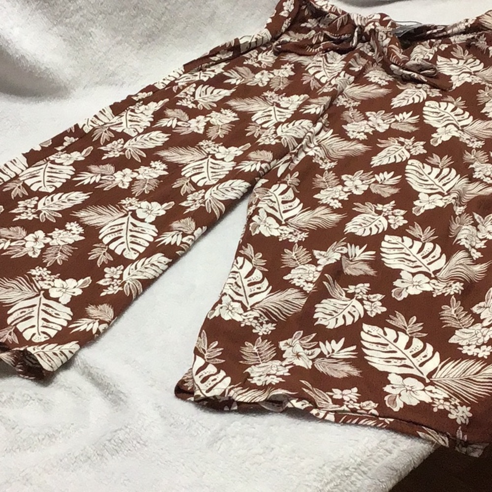 Floral Hawaiian print